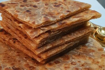 Paratha veg#khau galli# online classes call☎️☎️9325294757 by om sai cooking aloo paratha#tiffinsnack