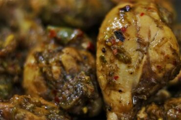 ইটালিয়ান স্টাইলে মুরগিটা এভাবে রান্না করে দেখুন স্বাদ হবে অতুলনীয় || Tasty Italian garlic chicken