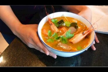 Tom Yum Goong Recipe ต้มยำกุ้ง - Hot Thai Kitchen!
