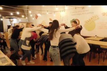 Typical sicilian dance at the cooking lab 05.02.2020