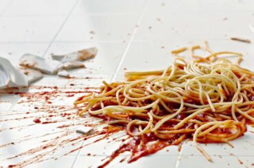 Invade Greece now for Italy