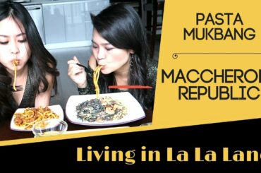 Oscars Night: Italian Food / Pasta Mukbang Eating Show - Living in La La Land
