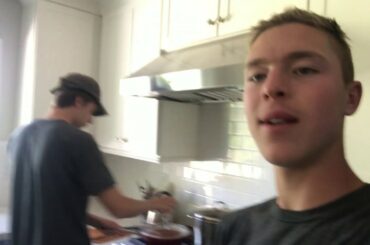 Vlog #7: Cooking with an Italian and going bowling and hitting no pins! (We Suck)