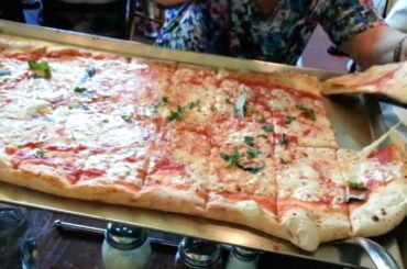 Via Napoli Mezzo Metro Pizza at Epcot Italy Pavillion - Walt Disney World Restaurant