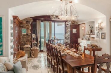 Luxury apartment in Genoa, Italy