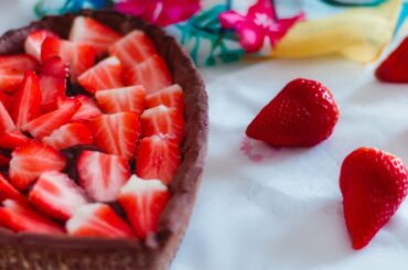 Valentine's Day Strawberries Cake | Delightful Italy on laid-back mood