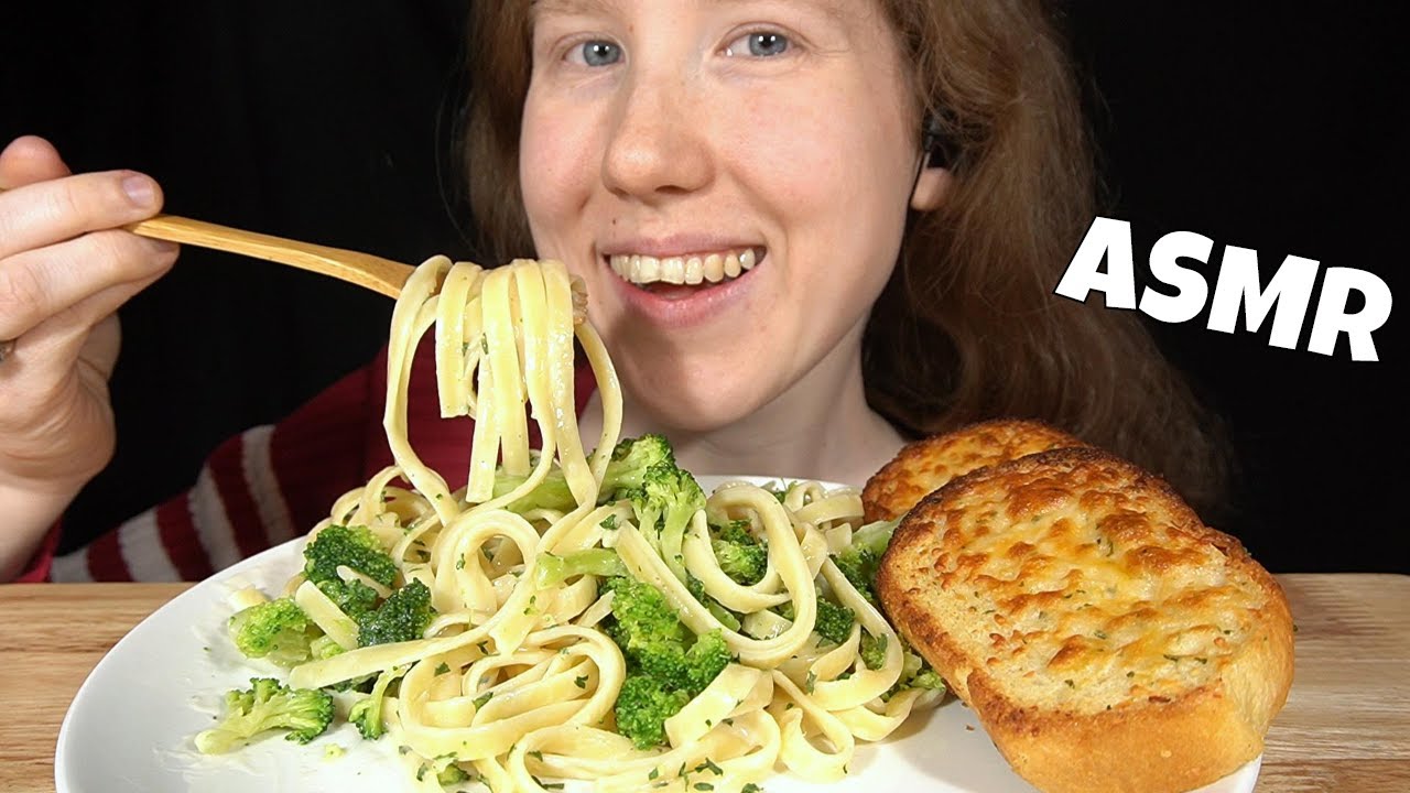 ASMR FETTUCCINE ALFREDO+GARLIC BREAD MUKBANG (No Talking) REAL EATING SOUNDS | SongByrd ASMR ASMR FETTUCCINE ALFREDO+GARLIC BREAD MUKBANG (No Talking) REAL EATING SOUNDS | SongByrd ASMR