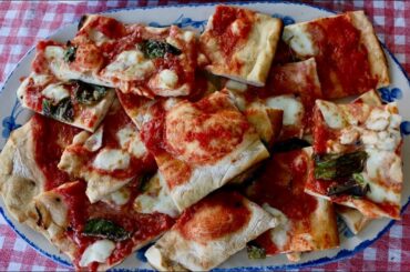 Pasta Grannies enjoy homemade pizza from Ischia!