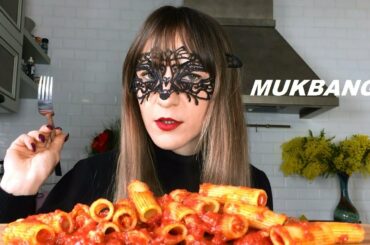 MUKBANG ITA: MANGIO PASTA ALL'AMATRICIANA. RICETTA FATTA IN CASA (EATING SHOW ITALIANO)