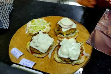 Italian Snack Evening | RastaMan Soul Food | 😋 Red Sauce Pasta🧀 Fat Big Burger 🍔