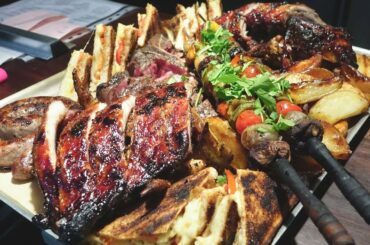 Huge Platters of Meat from South African Cuisine Tasted in London. Plus Mussels, Shells and More