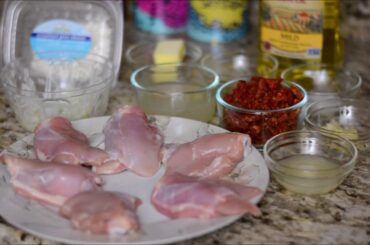 Chicken Skillet with Goat Cheese. Italian Chicken Skillet. How to make Chicken Skillet. Easy Recipes