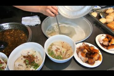 Filipino Street Food | Tumbong Soup  - Pigs Intestine Soup