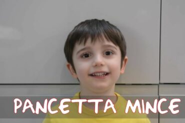 Caspar and Leo cook Ragu alla Bolognese