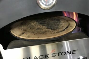 Pizza In Less Than 2 Minutes! On the Blackstone Pizza Oven, Awesome!