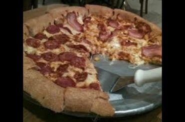 Cooking With Elias: Pizza