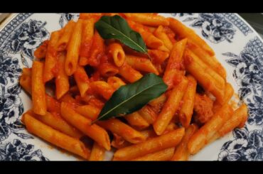 HOW TO COOK ITALIAN PASTA WITH TUNA SAUCE