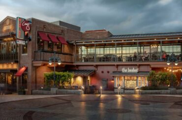 DINING REVIEW: Wine Bar George at Disney Springs | Christmas Day Holiday Menu