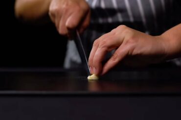How to Cut Garlic the Right Way, According to a Chef | Tastemade Staff Picks