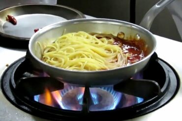 Japanese Restaurant : Spaghetti Napolitan - Cooking Two Spaghetti Dishes