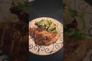 CHICKEN WITH ITALIAN SEASONING WITH GARDEN SALAD 🥗 ENJOY ❤️