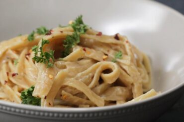 How To Make Quick And Creamy Oat Milk Fettuccine