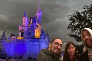 Exploring Magic Kingdom and Tony's Restaurant! DINNER with Pals!