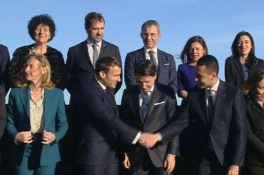 Family photo before the France-Italy summit in Naples | AFP