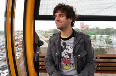 A Disney Skyliner Resort Bar Crawl!