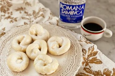 Anisette Knot Cookies  -  Rossella's Cooking with Nonna