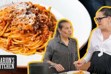 EXTRA beefy, cheesy (but not so traditional) Spaghetti Bolognese...hello MAJOR pregnancy CRAVINGS!