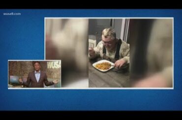 Man eats spaghetti with scissors, is it genius?