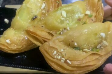 Shahi Layer Gujiya Recipe होली के शुभ अवसर पर बनाए शाही लेयर गुजिया इसे खा कर सभी पूछेंगे कैसे बनाई