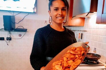 #MUKBANG ITALIAN-NIGERIA CHILDREN, EATING DODO & RED BEANS WITH HAND 😂😂😂👏