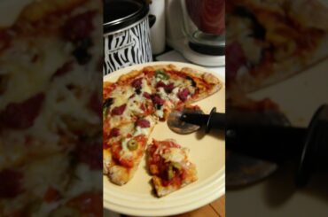 Time can make more of my delicious Italian pizza(1)