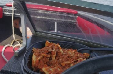 Lunch in summer on water