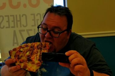 Another New Jersey pizzeria review.