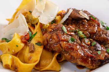 How To Make Chicken Cacciatore and Pappardelle By Rachel