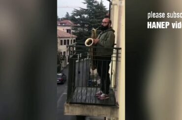 ITALY LOCKDOWN: The italian spirit.