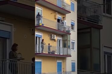 Italian spirit 🇮🇹   #CoronavirusLockdown