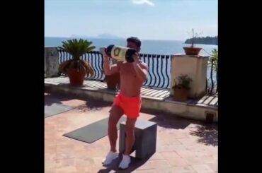 DRIES MERTANS TRAINING WITH WINE IN ITALY WHILE THE LEAGUE IS SUSPENDED AND ITALY IS IN QUARANTINE