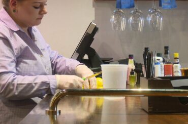 Alabama Restaurants, Bars Taking Extra Precautions in the Face of Flu & COVID-19