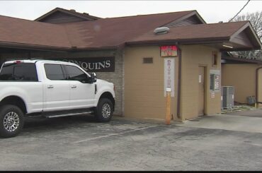Local restaurants react to new restriction from governor
