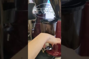 エスプレッソの抽出【池ノ上駅近くのイタリア郷土料理店ぺぺロッソ】