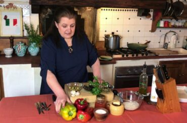 Classic Italian Stuffed Peppers / Capsicums