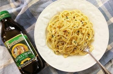 Spaghetti Garlic and Oil - Rossella's Cooking with Nonna