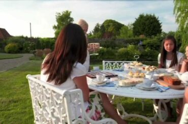 Mary Berry Cooks - My favourite recipes for family and friends