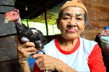 Indonesia Village Food - GRANDMA'S RENDANG in Sumatra! Eating INDONESIAN FOOD with Minang People!
