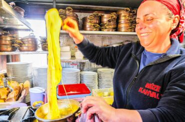 MUST TRY Street Food in Turkey - UNIQUE Turkish Breakfast + BEST Seafood in the WORLD!!!