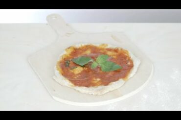 SIMPLE HOMEMADE ITALIAN STYLE PIZZA (VEGAN)